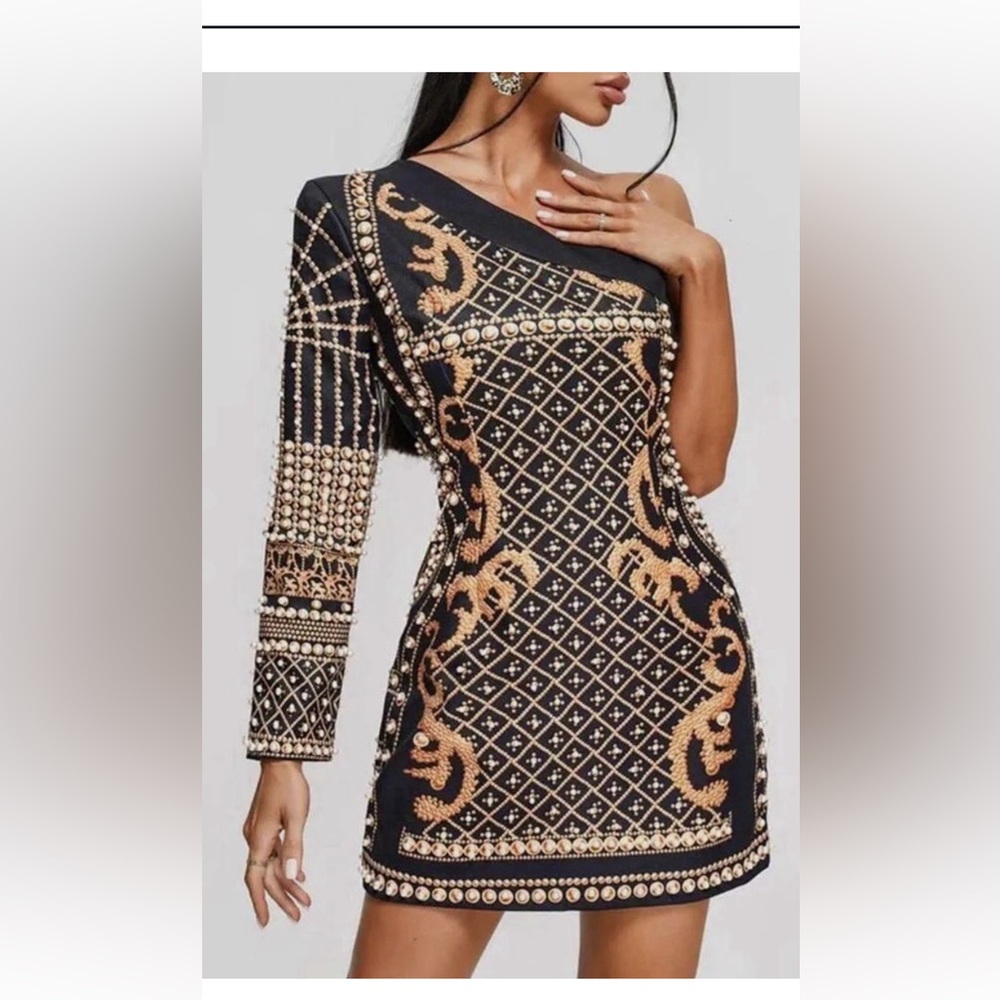 NWT One-Shoulder Black Dress with Gold and Pearl-Embellished Detail
SIZE 8